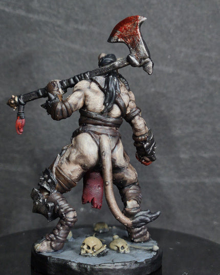 BESTIARIUM MINIATURES / Sabreclaw