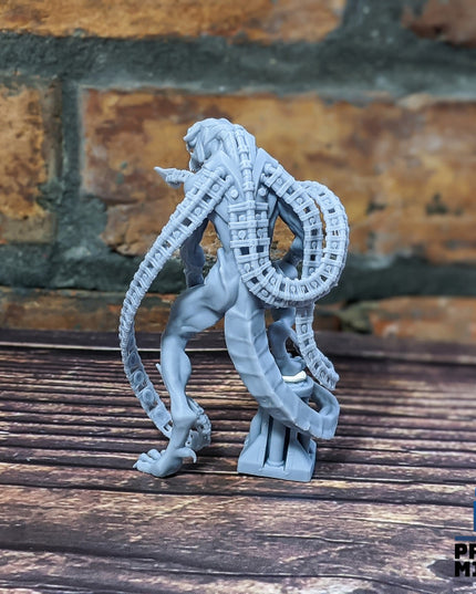 'Trapjaw' Chuzhak Minog - an Alien Creature - Doomsday Collection