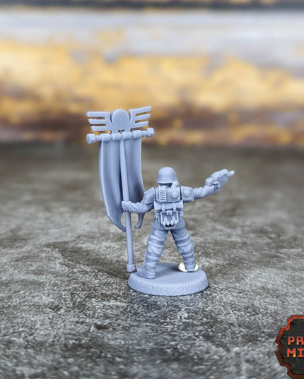 Standard Bearer - Kaledon Fortis