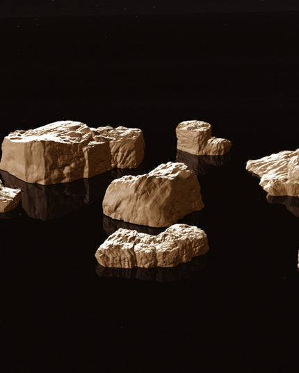 Highland scatter rocks