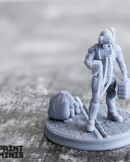 Mirek - Combat Doctor - Automata Collection