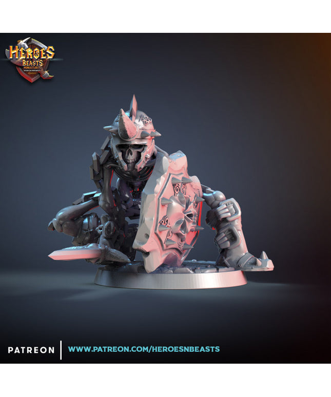 Skeleton warrior - crouched