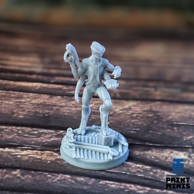 Aramek - Zeki Alien Scout - Doomsday Collection
