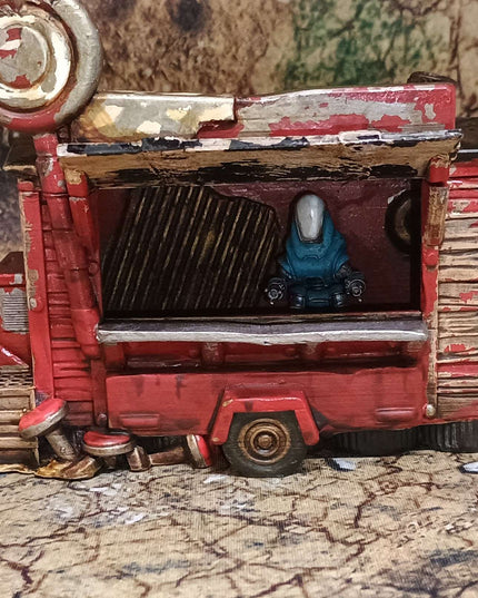 Wasteland Theme Park - Prize Shot, Whirly Ride, Food Cart